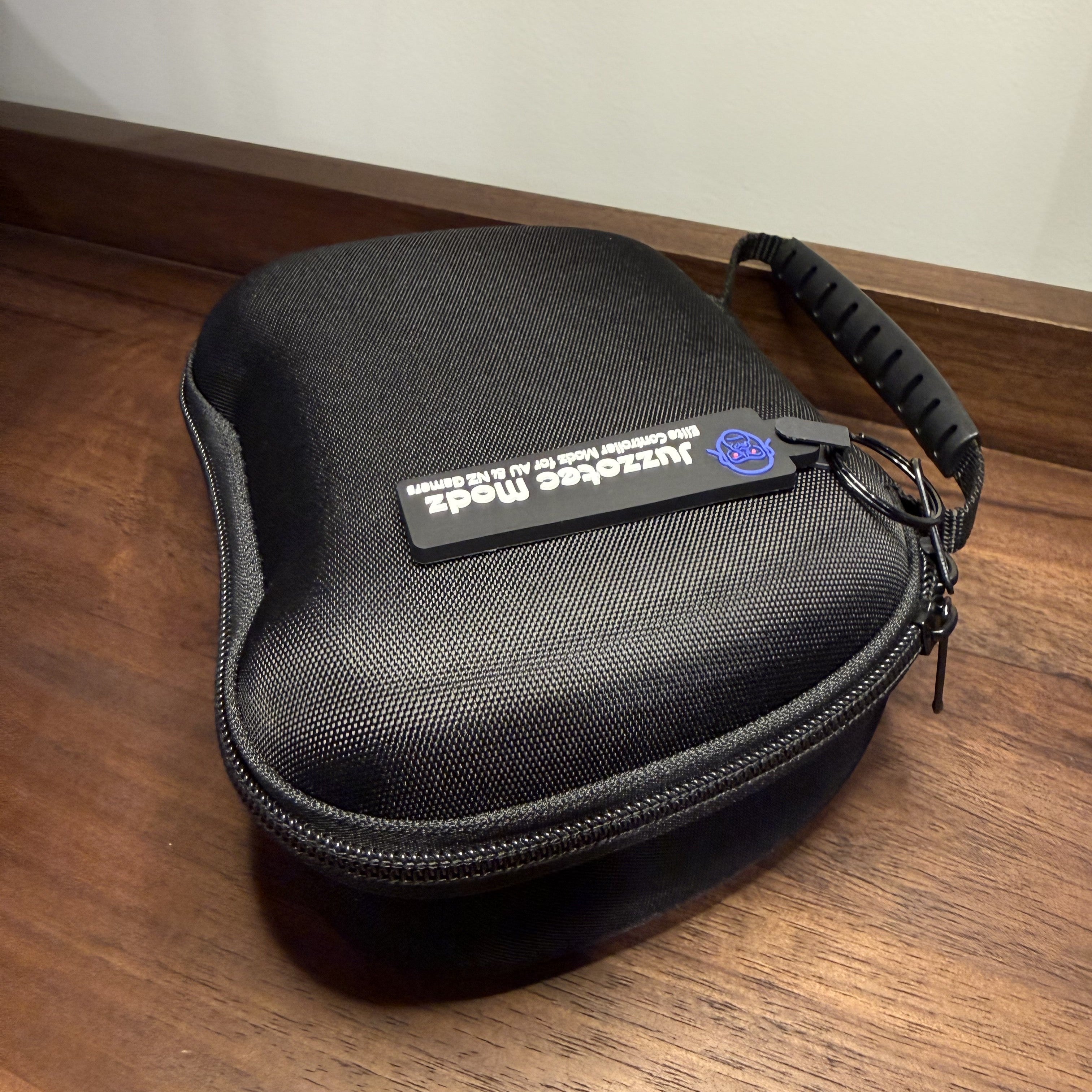 Juzzotec Modz Controller Bag with Key Ring